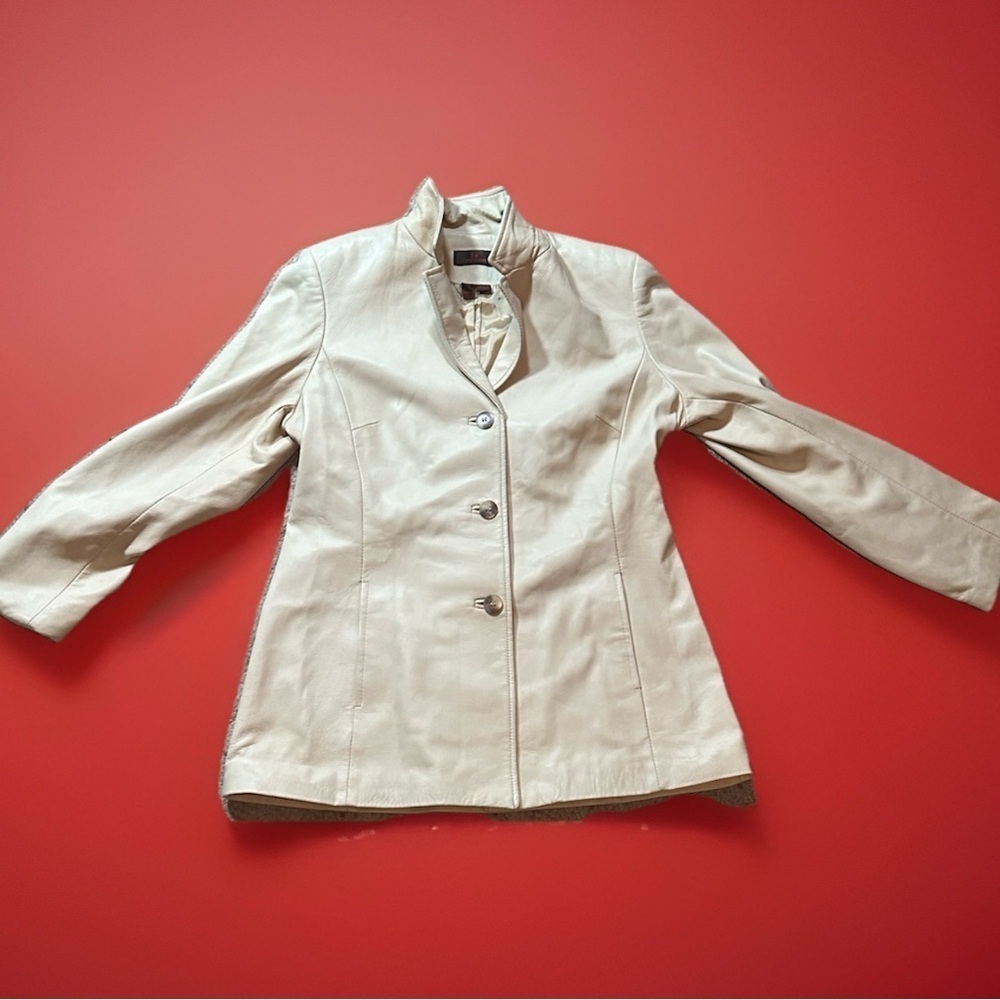 Vintage Luxury Danier Genuine Cream Leather Skirt Suit Size Large Size 12 - Picture 3 of 8